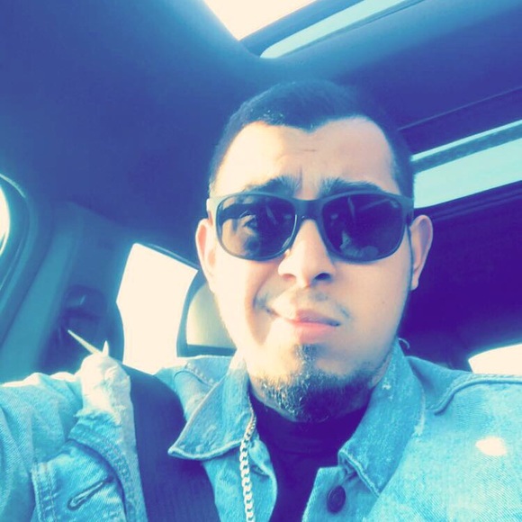 Meet your Posher, Hugo - Picture 1 of 1